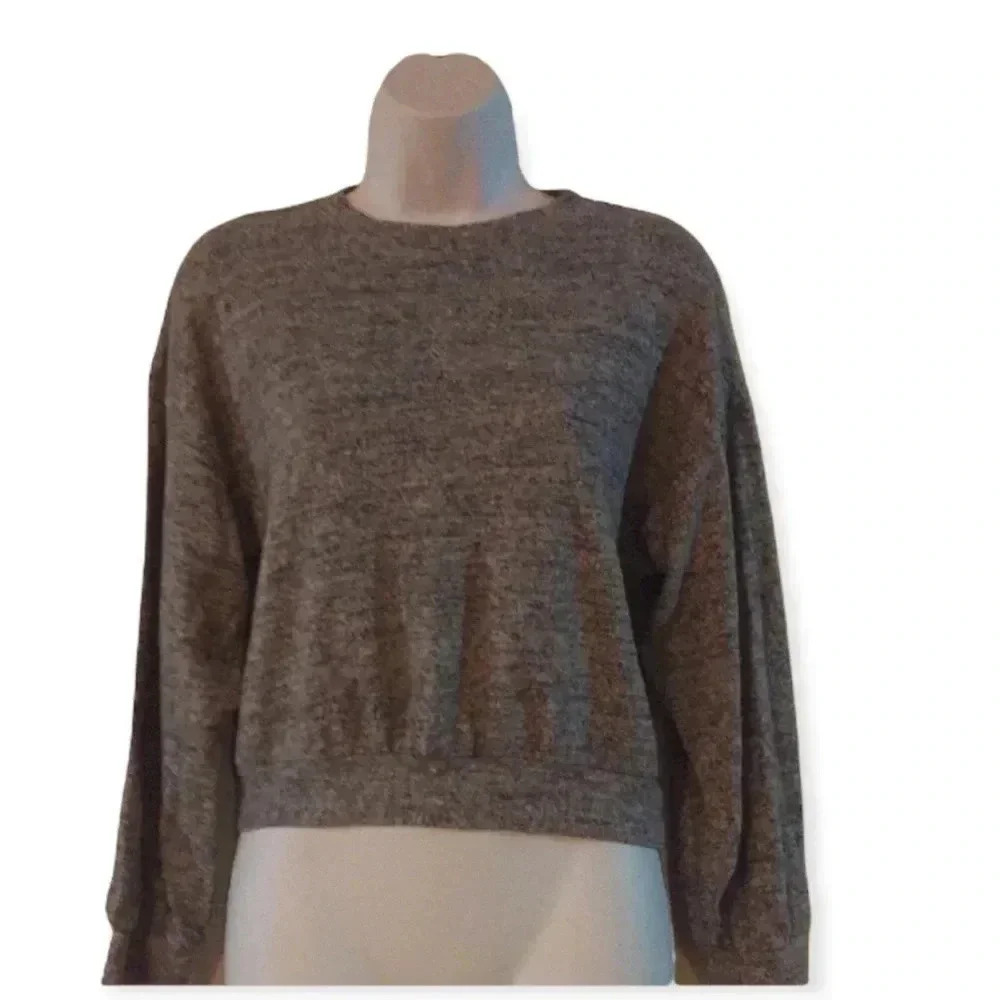 Forever 21 cropped sweatshirt